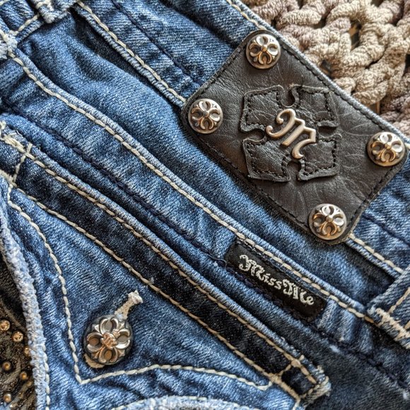 Miss Me Jeans - Picture 2 of 5